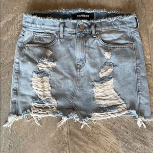 Express mini skirt